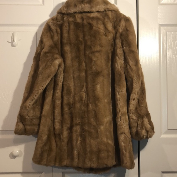 Vintage Light Brown Faux Fur Button Up Coat size 14 - Picture 4 of 15